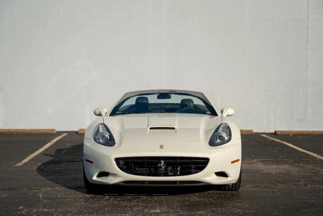 2014 Ferrari California - Image 13 of 21