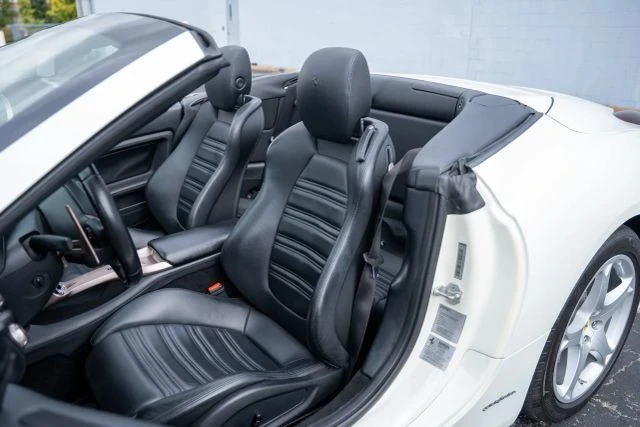 2014 Ferrari California - Image 16 of 21