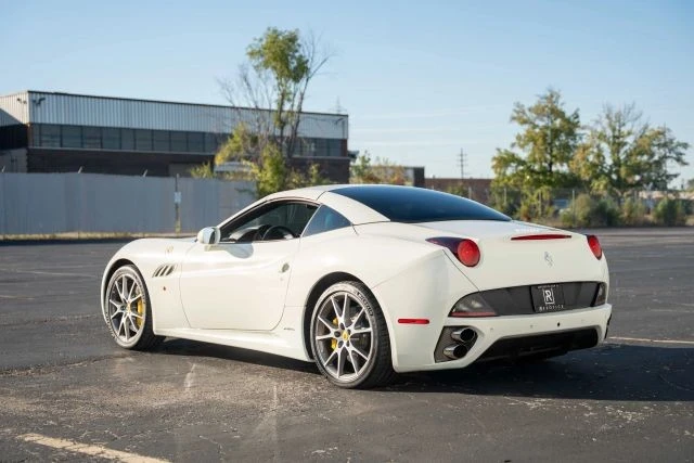 2014 Ferrari California - Image 11 of 21