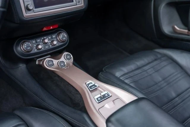 2014 Ferrari California - Image 20 of 21