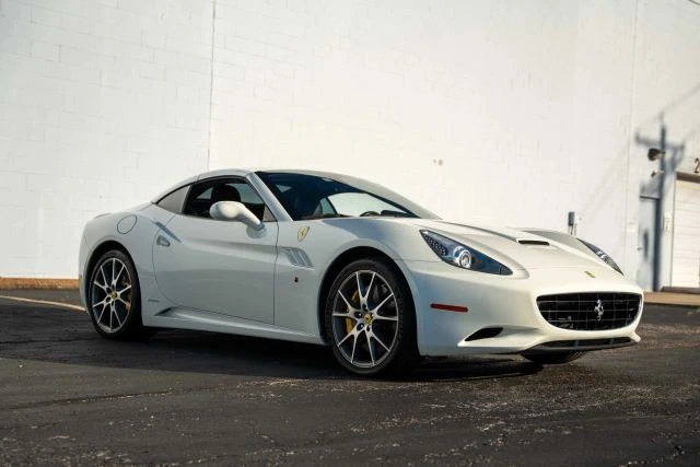 2014 Ferrari California - Image 8 of 21