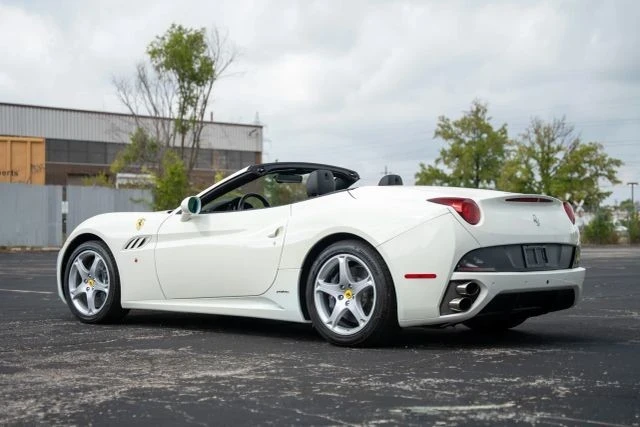 2014 Ferrari California - Image 12 of 21