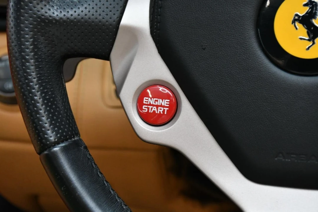 2014 Ferrari California - Image 27 of 31