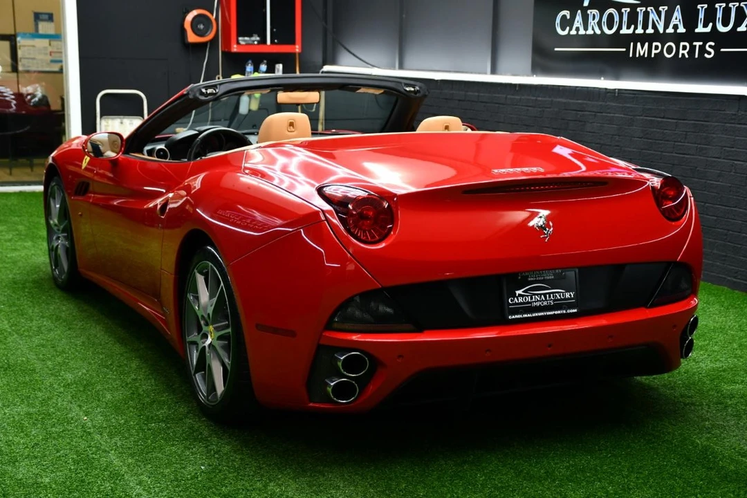 2014 Ferrari California - Image 9 of 31