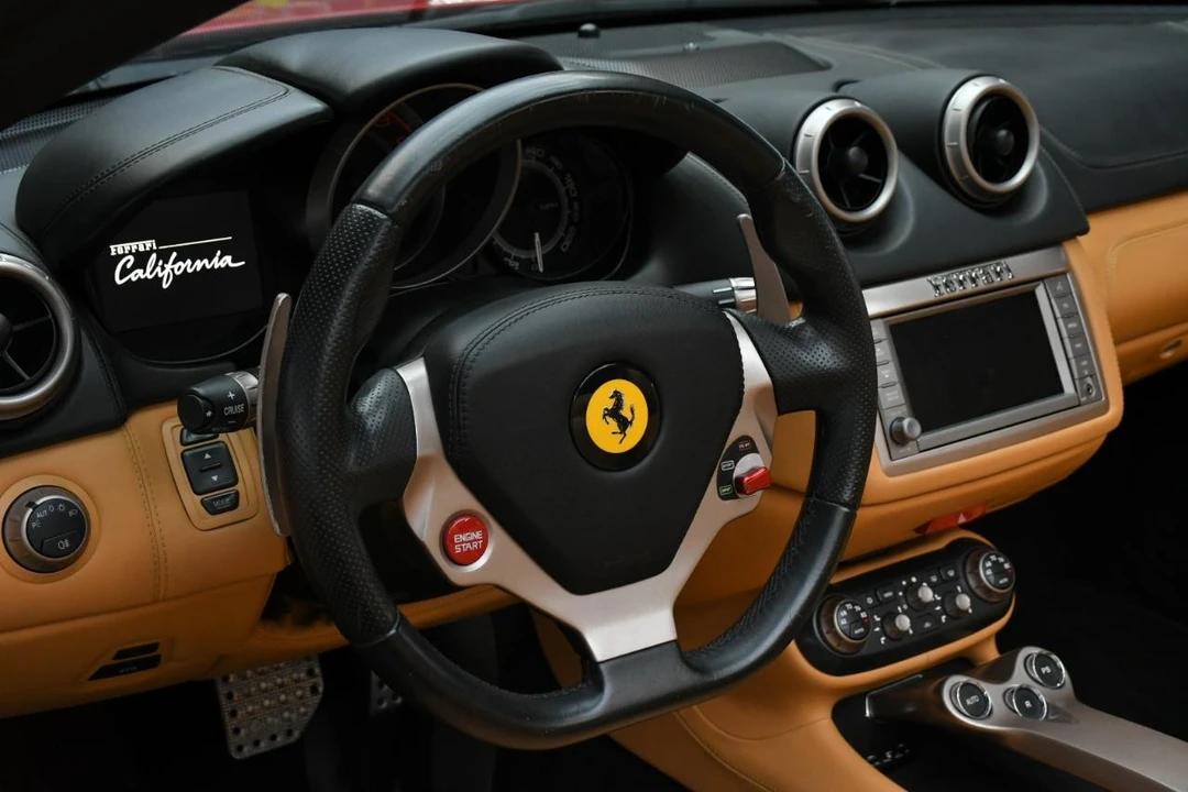2014 Ferrari California - Image 24 of 31