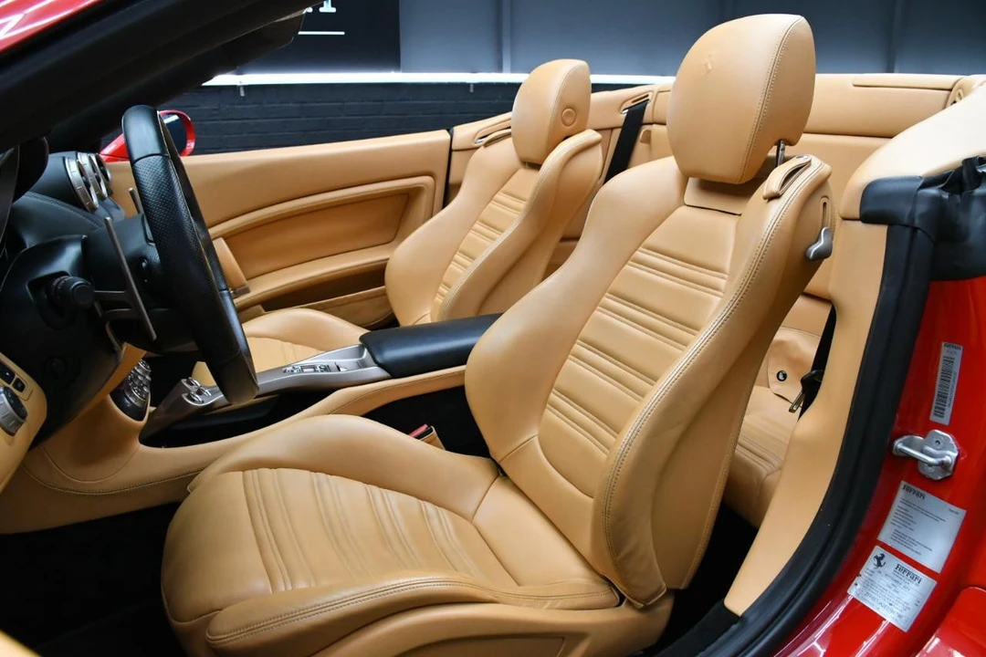 2014 Ferrari California - Image 25 of 31