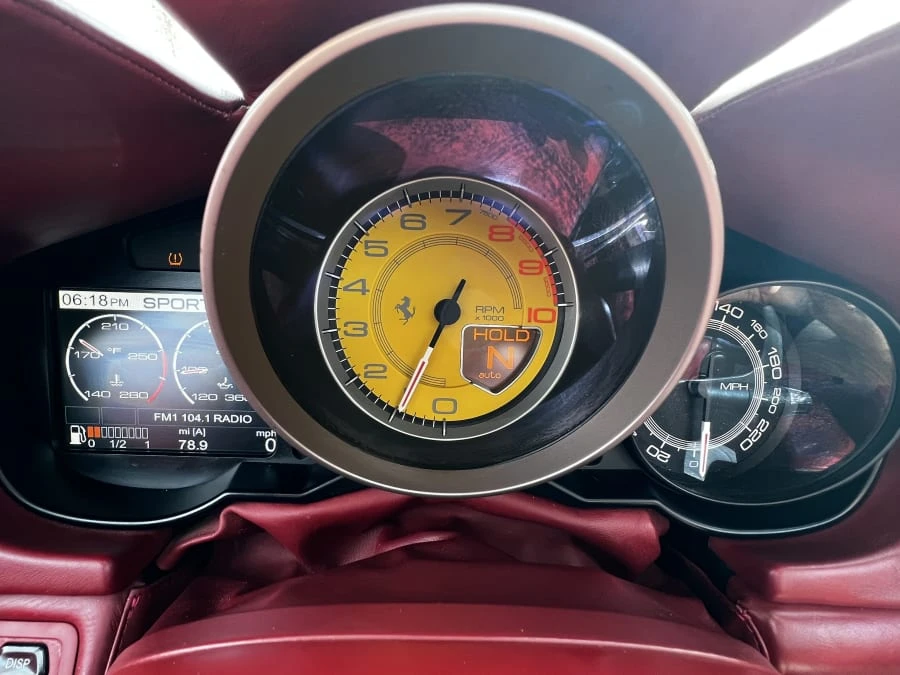 2014 Ferrari California - Image 8 of 8