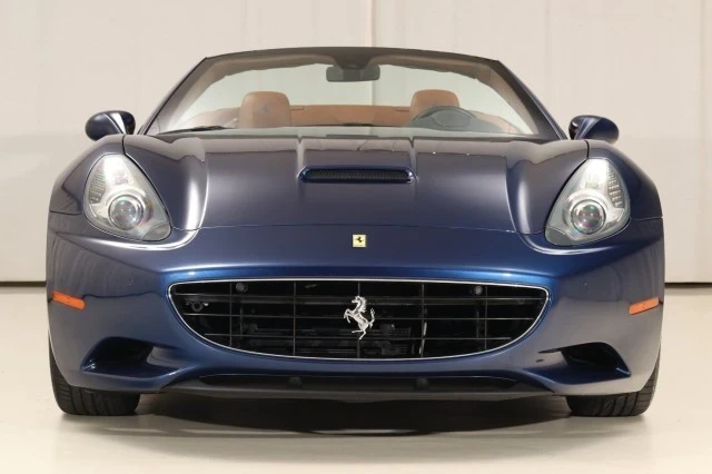 2014 Ferrari California - Image 15 of 21