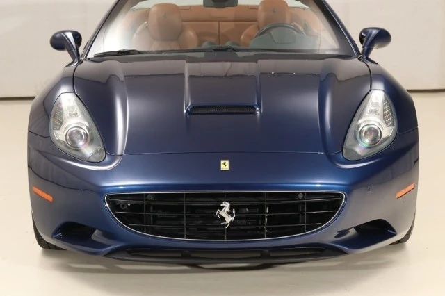 2014 Ferrari California - Image 14 of 21