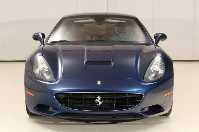 2014 Ferrari California - Image 18 of 21