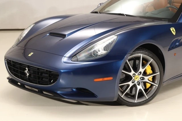2014 Ferrari California - Image 10 of 21