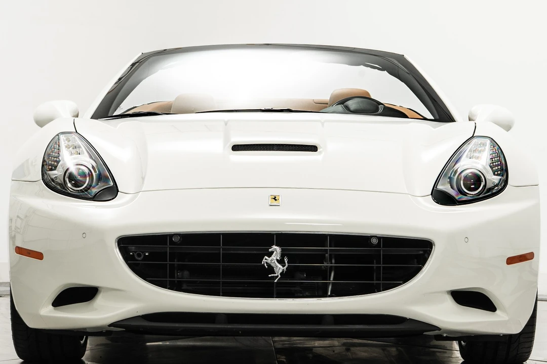 2014 Ferrari California - Image 4 of 21