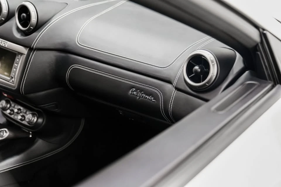 2014 Ferrari California - Image 8 of 14