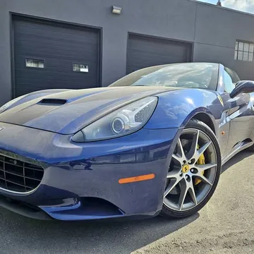 2014 Ferrari California Base