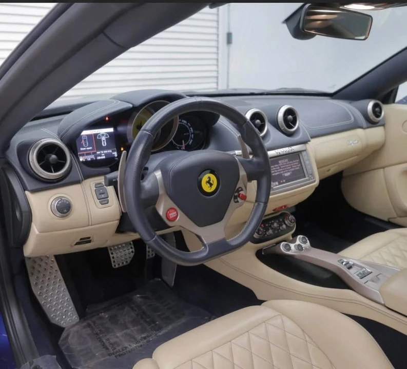 2014 Ferrari California - Image 5 of 10