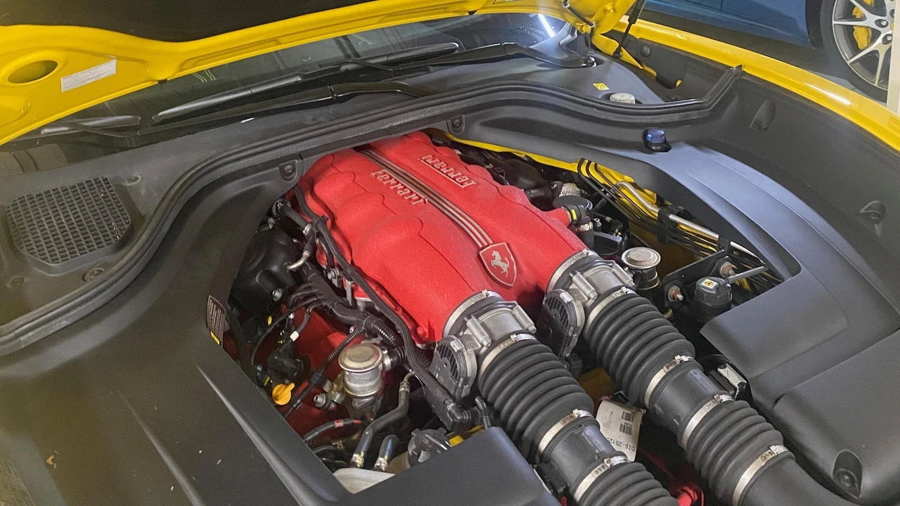 2014 Ferrari California - Image 4 of 8
