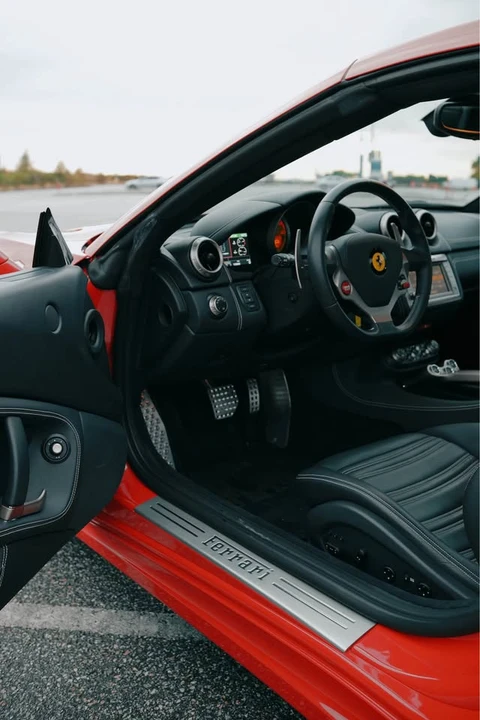2014 Ferrari California - Image 11 of 20