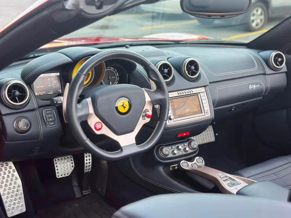 2014 Ferrari California - Image 14 of 20
