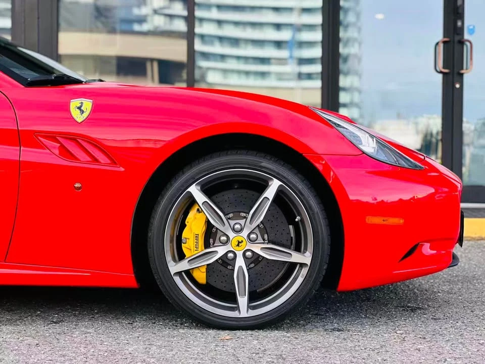 2014 Ferrari California - Image 12 of 20