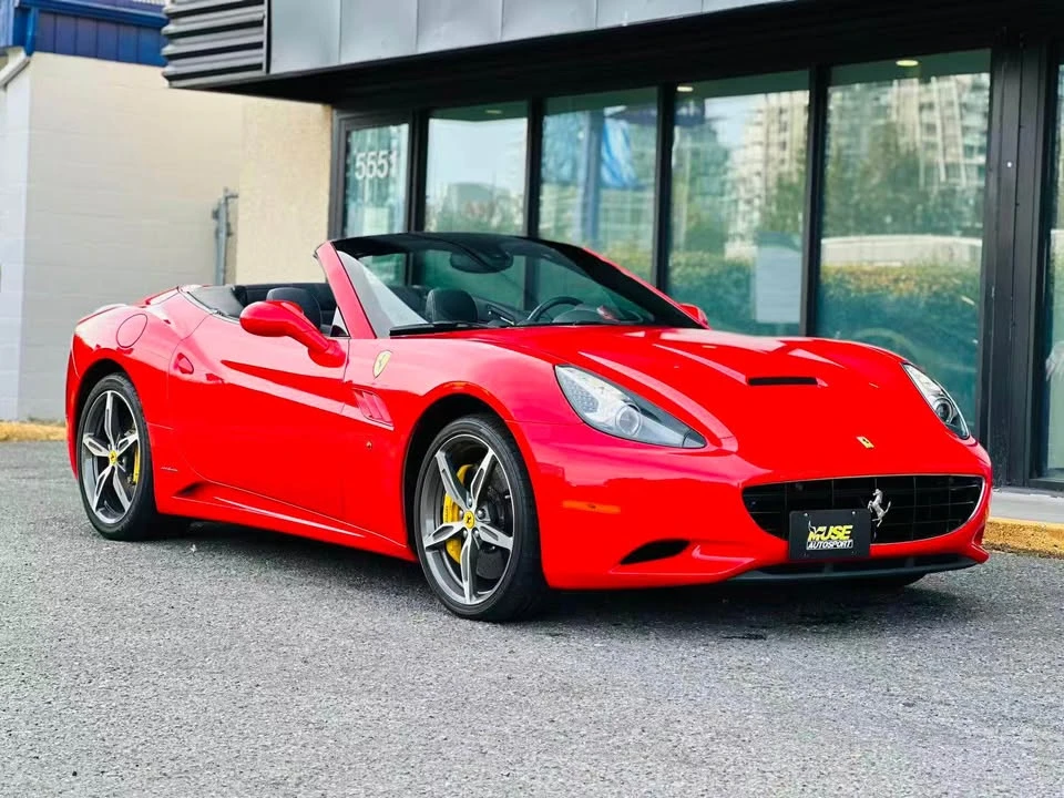 2014 Ferrari California - Image 9 of 20