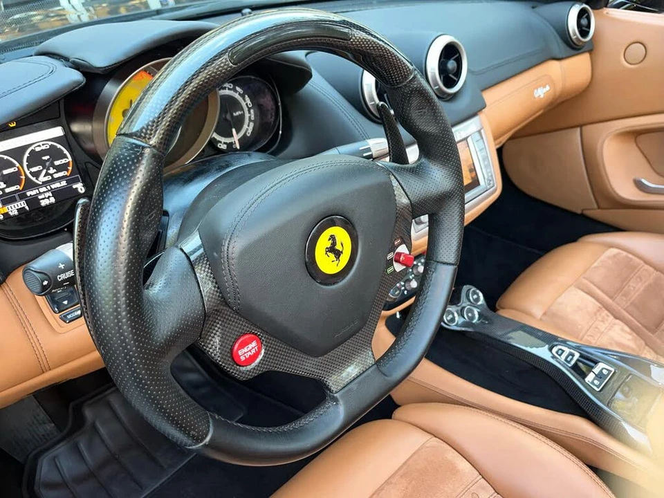 2014 Ferrari California - Image 29 of 31