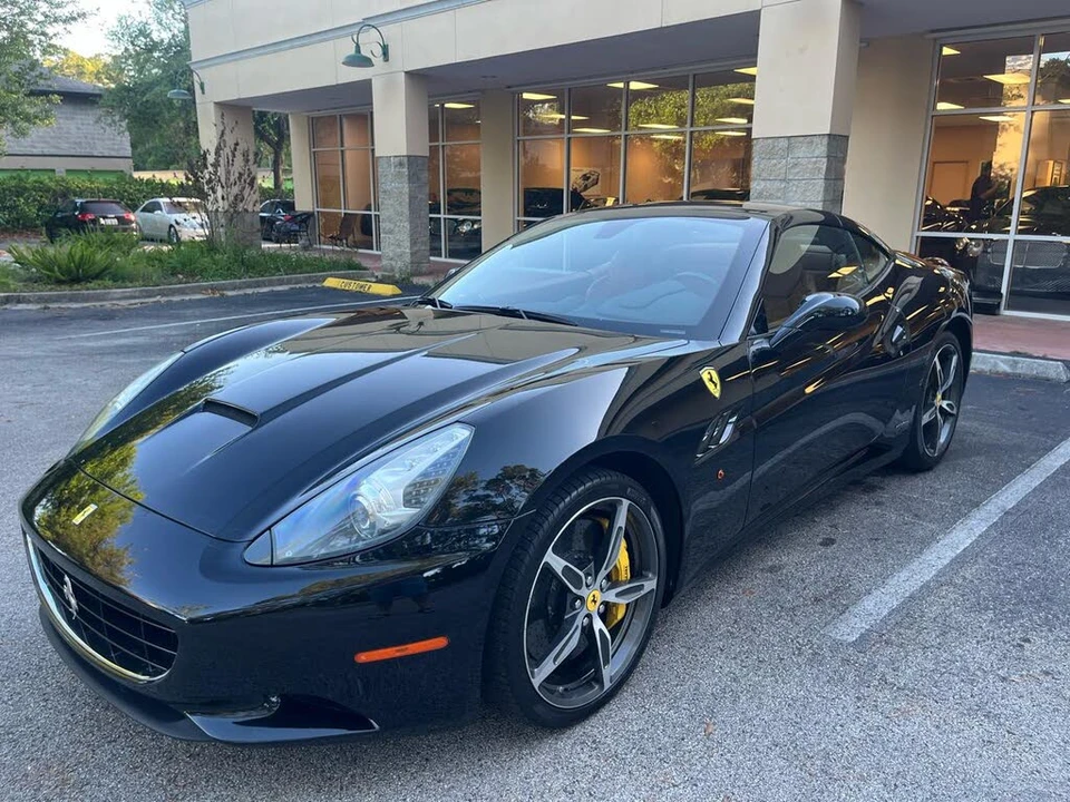 2014 Ferrari California - Image 24 of 31