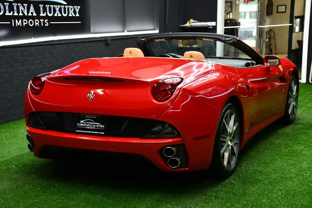 2014 Ferrari California - Image 14 of 31