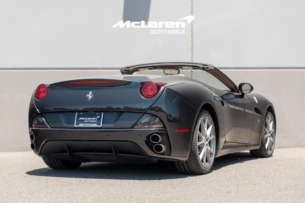 2014 Ferrari California - Image 7 of 31
