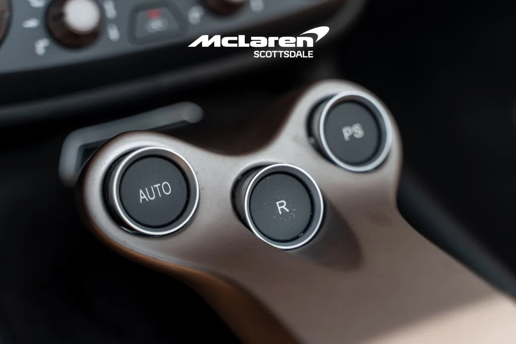 2014 Ferrari California - Image 20 of 31