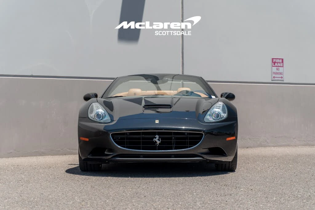 2014 Ferrari California - Image 10 of 31