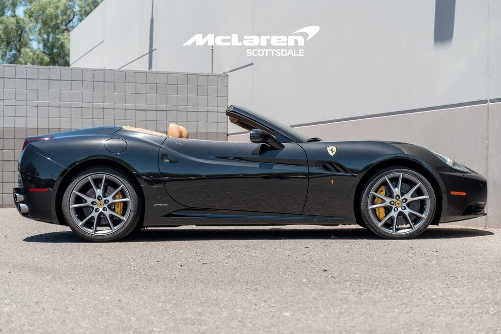 2014 Ferrari California - Image 8 of 31