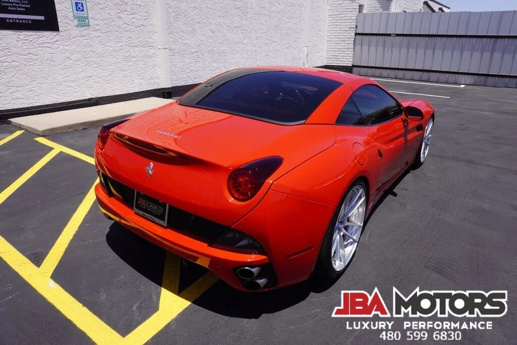 2014 Ferrari California - Image 13 of 31
