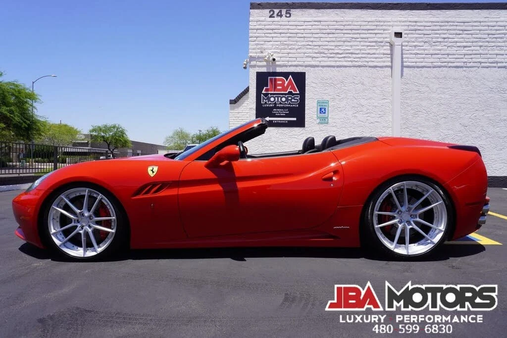 2014 Ferrari California - Image 10 of 31