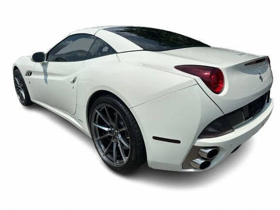 2014 Ferrari California - Image 3 of 31
