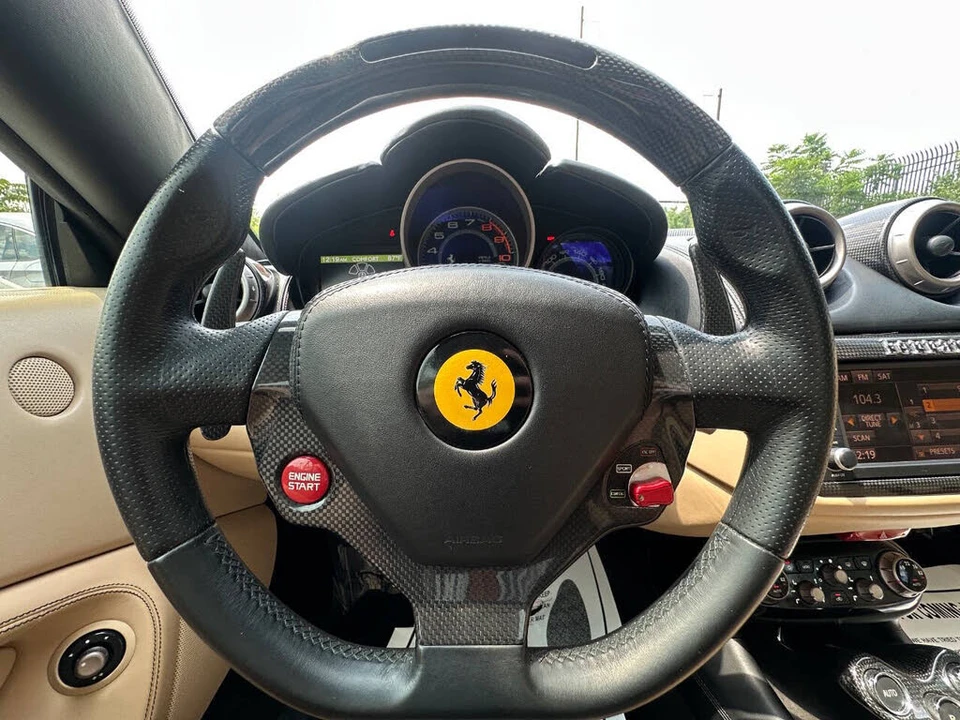 2014 Ferrari California - Image 23 of 31