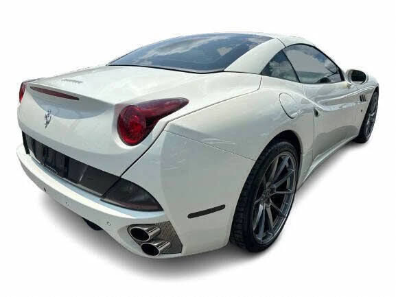 2014 Ferrari California - Image 5 of 31
