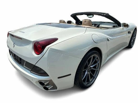 2014 Ferrari California - Image 9 of 31