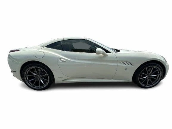 2014 Ferrari California - Image 6 of 31