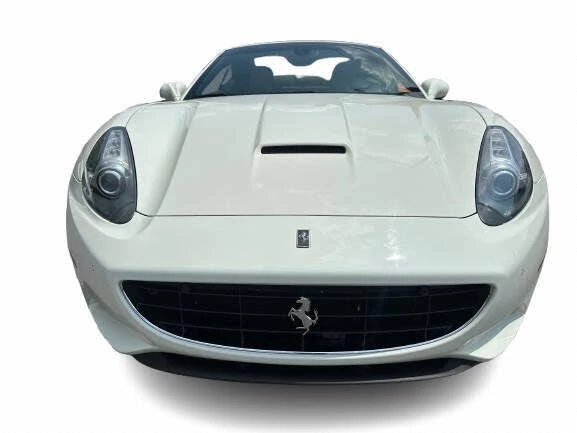 2014 Ferrari California - Image 8 of 31
