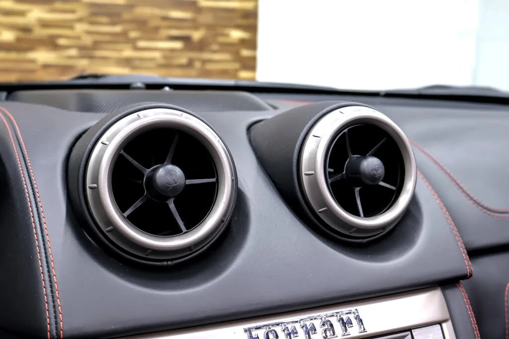 2014 Ferrari California - Image 20 of 31