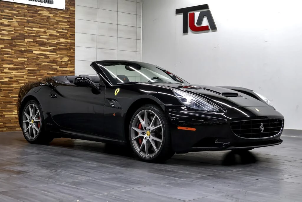 2014 Ferrari California - Image 2 of 31