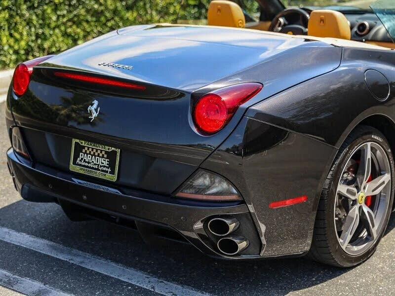 2014 Ferrari California - Image 16 of 31