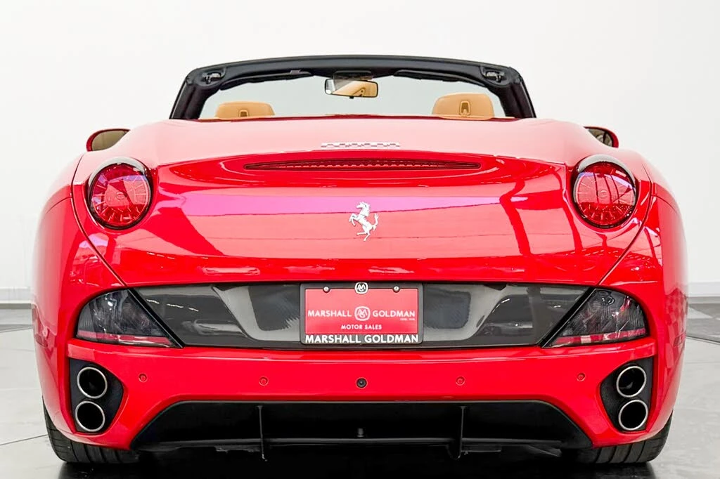 2014 Ferrari California - Image 8 of 31