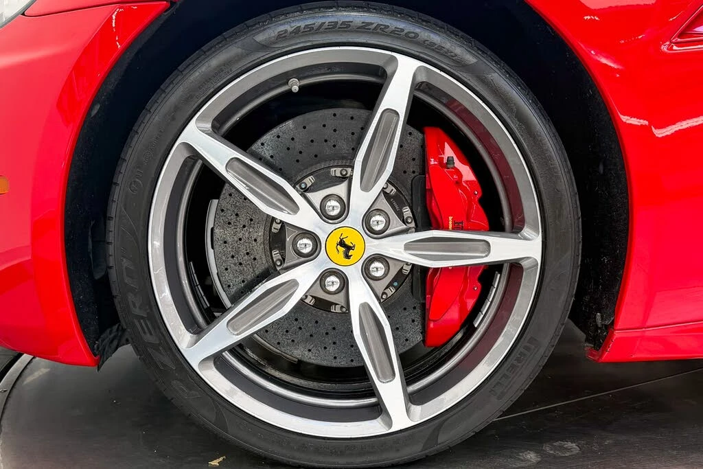 2014 Ferrari California - Image 11 of 31