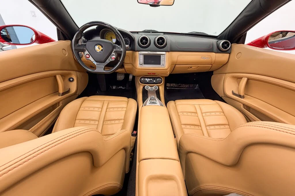 2014 Ferrari California - Image 25 of 31