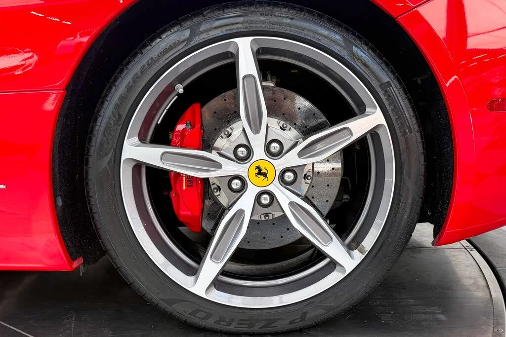 2014 Ferrari California - Image 10 of 31