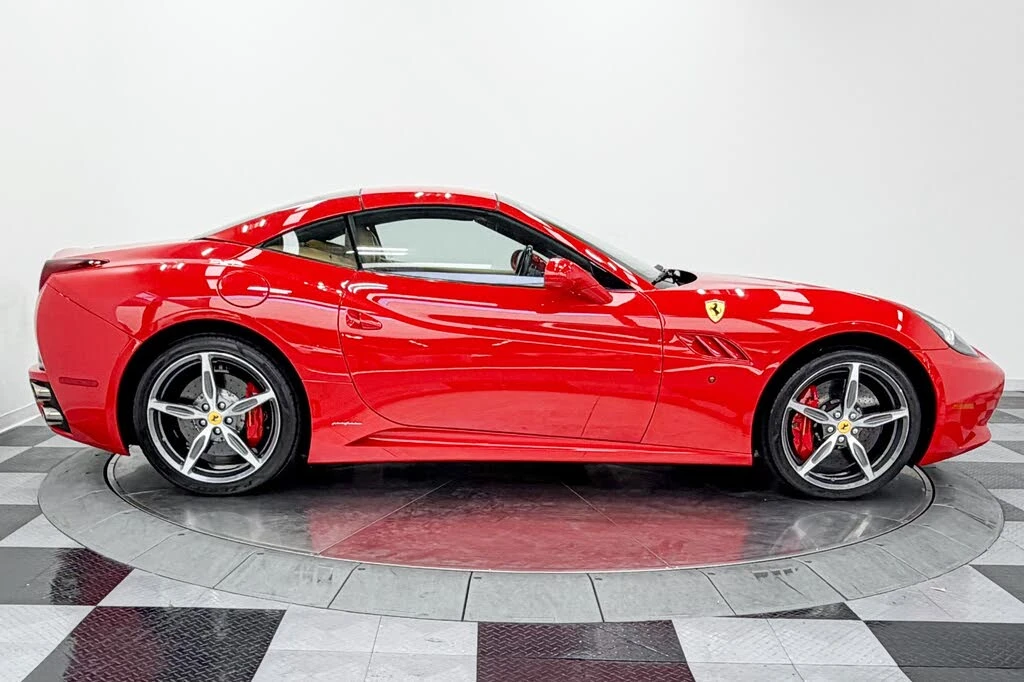 2014 Ferrari California - Image 16 of 31