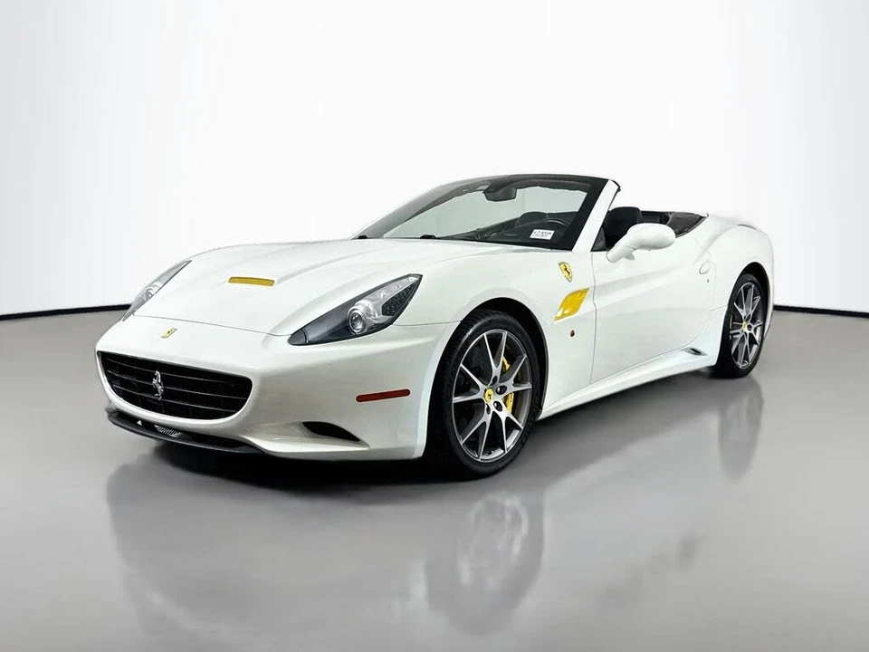 2014 Ferrari California - Image 3 of 30