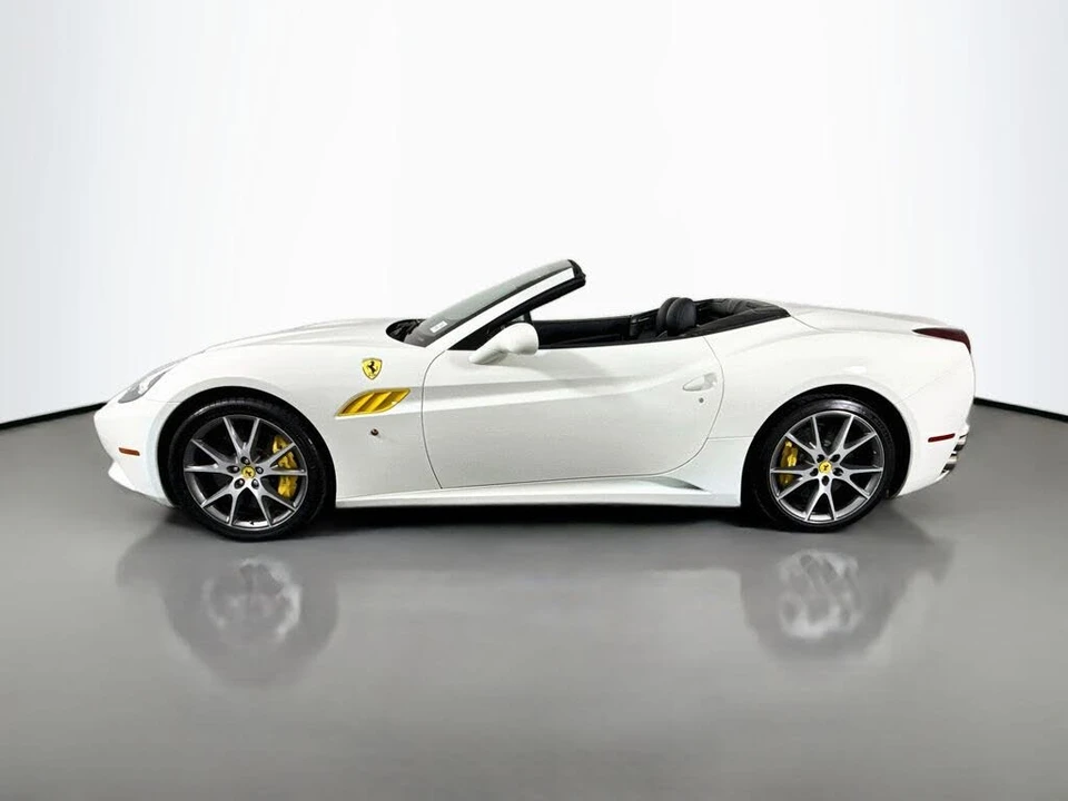 2014 Ferrari California - Image 4 of 30