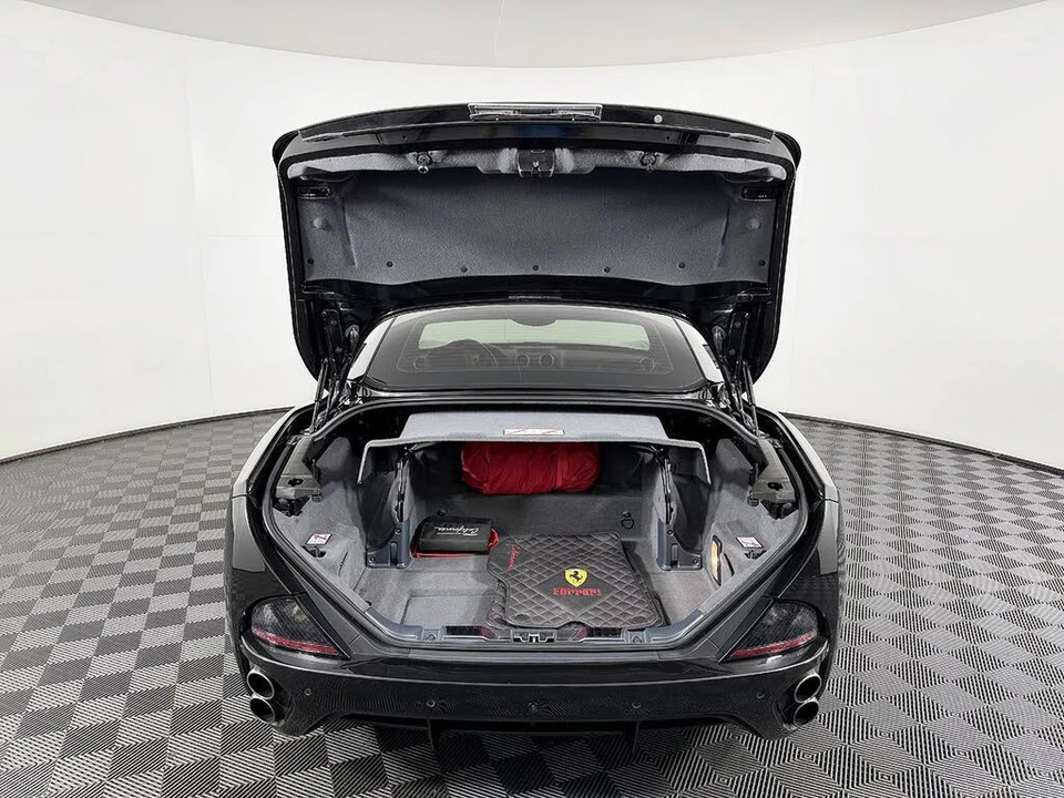 2014 Ferrari California - Image 12 of 31